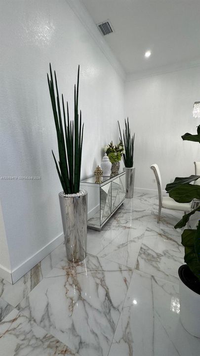 For Rent: $4,200 (3 beds, 2 baths, 1868 Square Feet)