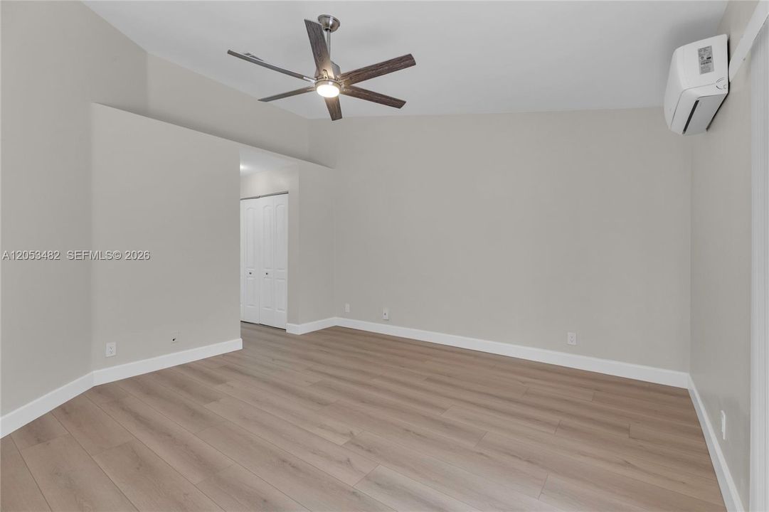 В аренду: $3,000 (3 спален, 2 ванн, 1330 Квадратных фут)