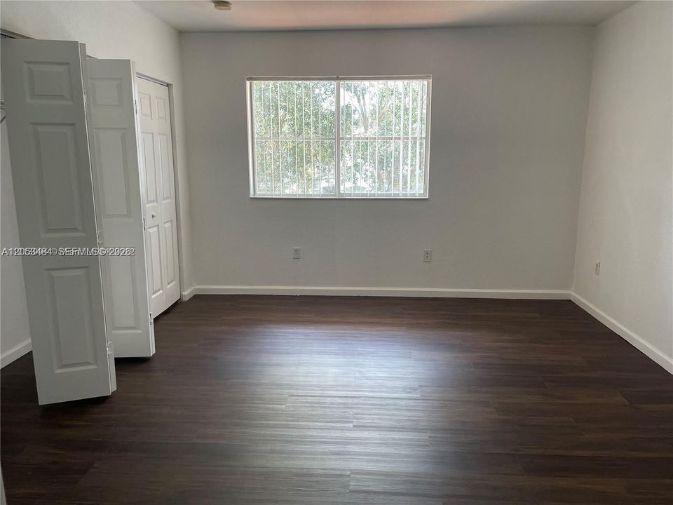 En Venta: $335,000 (2 camas, 2 baños, 1056 Pies cuadrados)