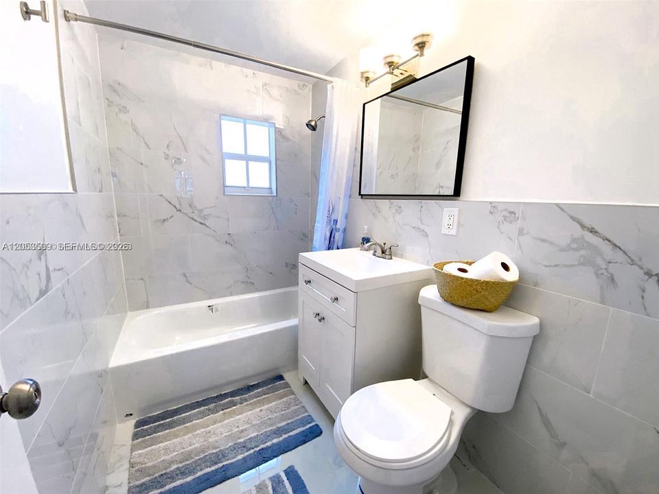 В аренду: $2,900 (3 спален, 1 ванн, 920 Квадратных фут)