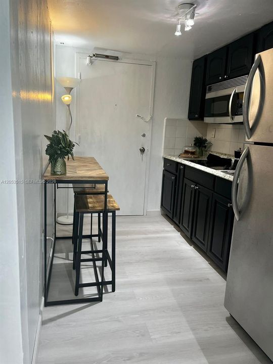 For Sale: $135,000 (0 beds, 1 baths, 429 Square Feet)