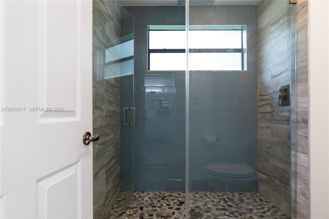 На продажу: $445,000 (3 спален, 2 ванн, 1765 Квадратных фут)