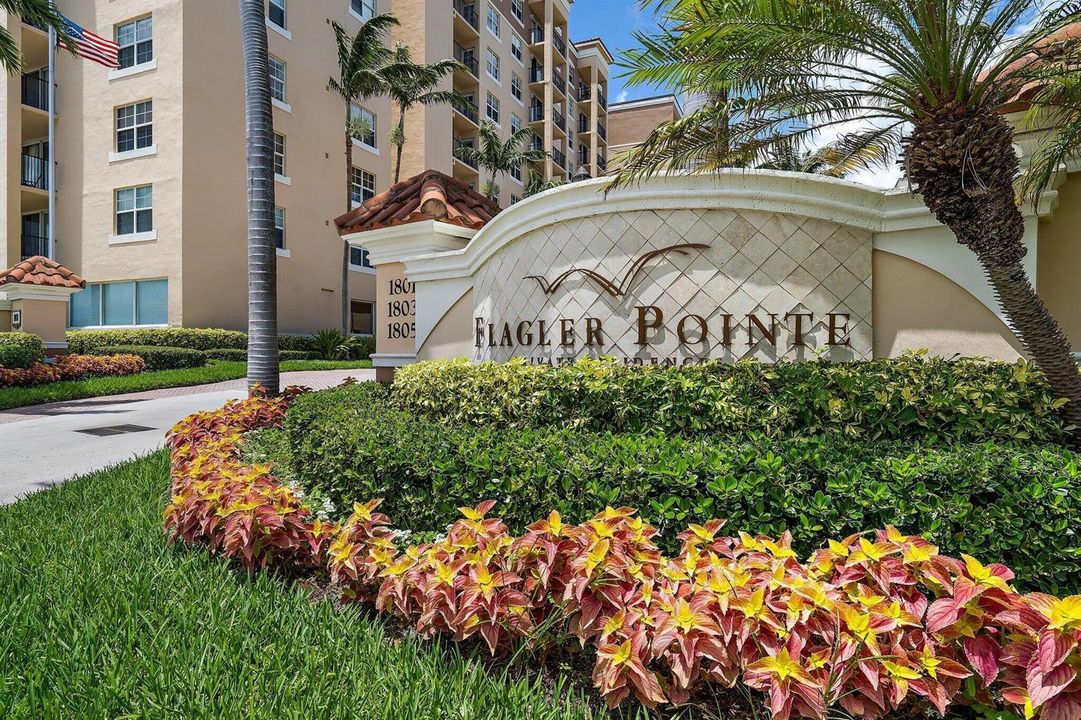 Flagler Pointe Entrance