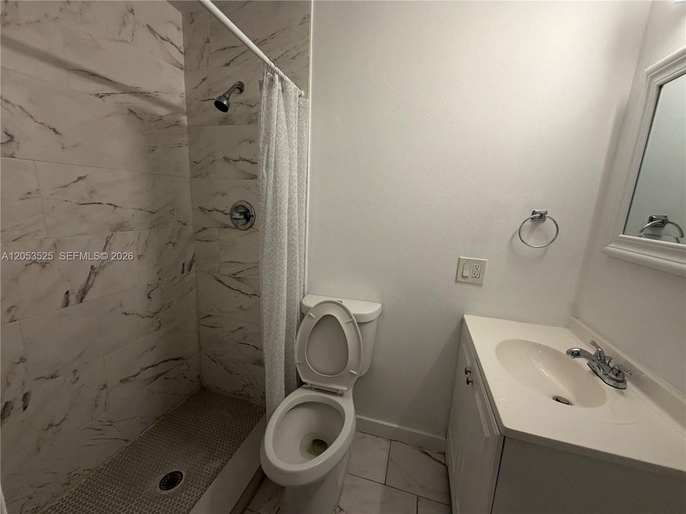 В аренду: $2,490 (2 спален, 2 ванн, 1890 Квадратных фут)
