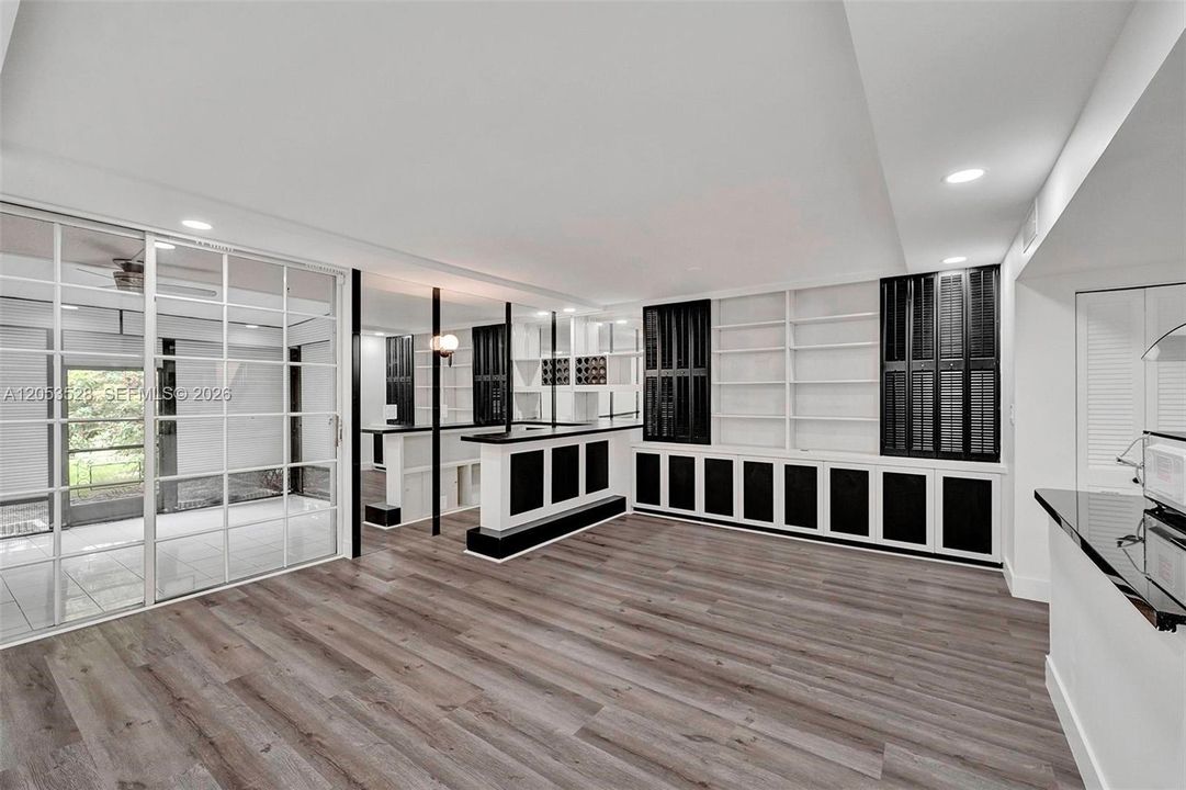 В аренду: $3,250 (2 спален, 2 ванн, 1750 Квадратных фут)