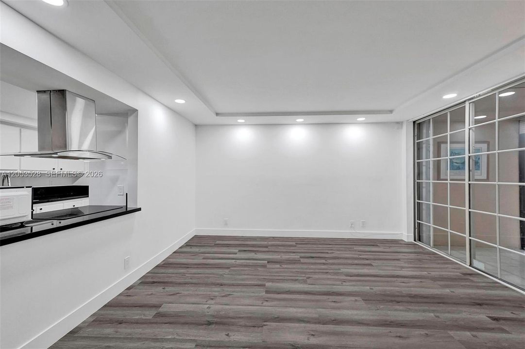 В аренду: $3,250 (2 спален, 2 ванн, 1750 Квадратных фут)