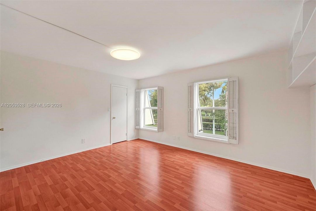 В аренду: $3,250 (2 спален, 2 ванн, 1750 Квадратных фут)