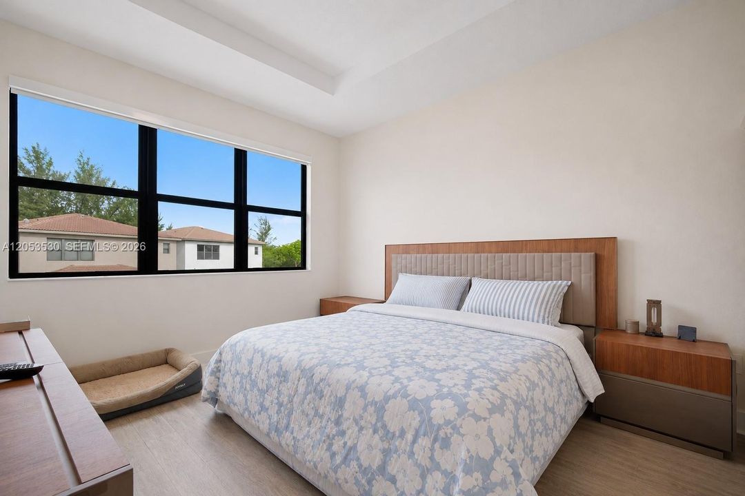 En Venta: $1,089,000 (4 camas, 2 baños, 2223 Pies cuadrados)