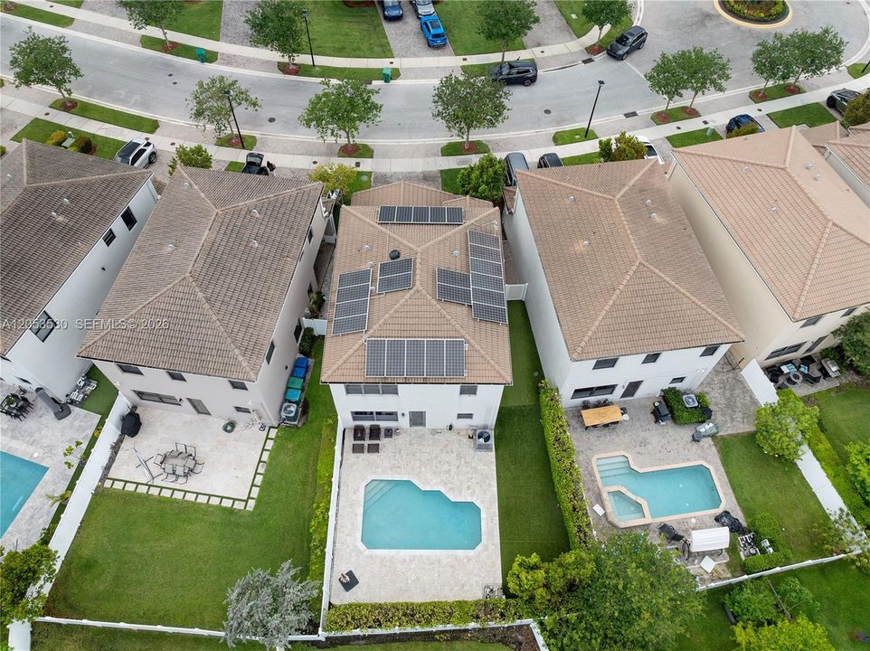 En Venta: $1,089,000 (4 camas, 2 baños, 2223 Pies cuadrados)