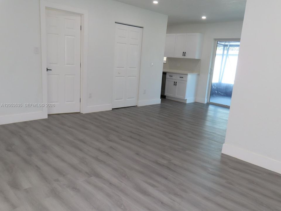 En Renta: $2,800 (3 camas, 2 baños, 1176 Pies cuadrados)