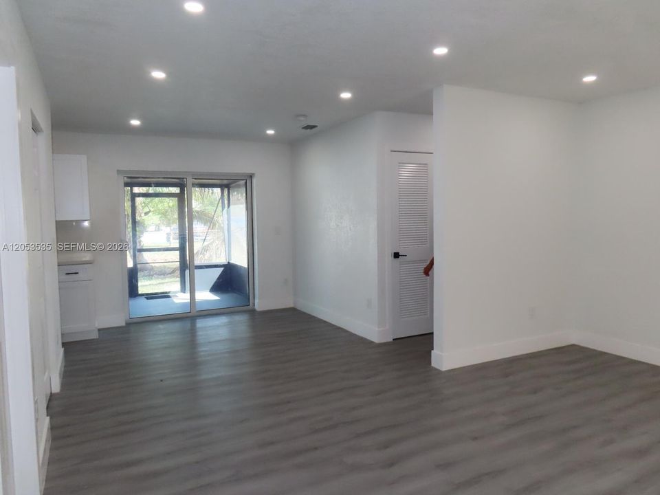 En Renta: $2,800 (3 camas, 2 baños, 1176 Pies cuadrados)