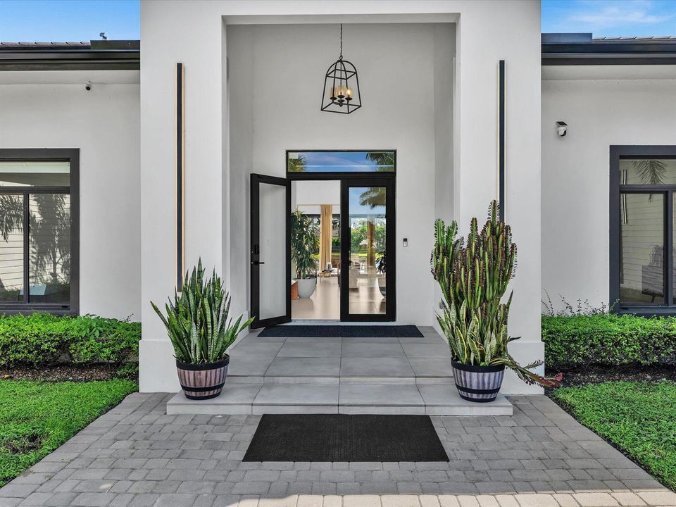 Frontdoor
