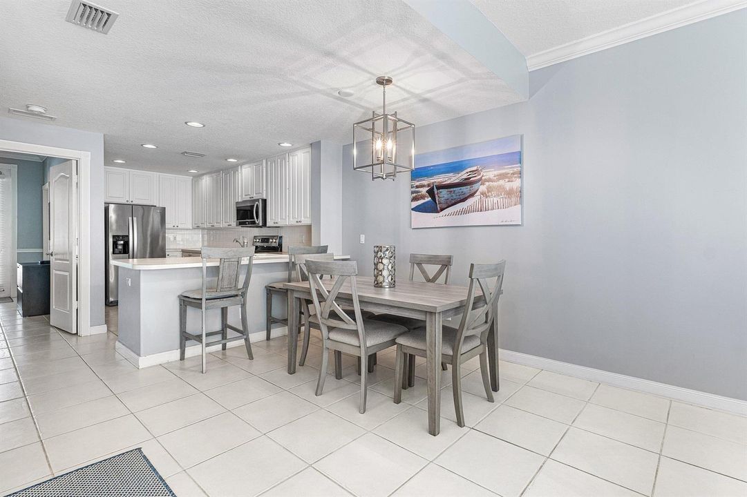 Kitchen/Dining
