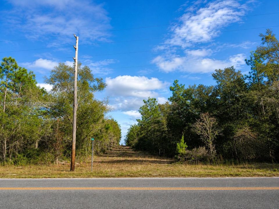 En Venta: $11,900 (0.20 acres)