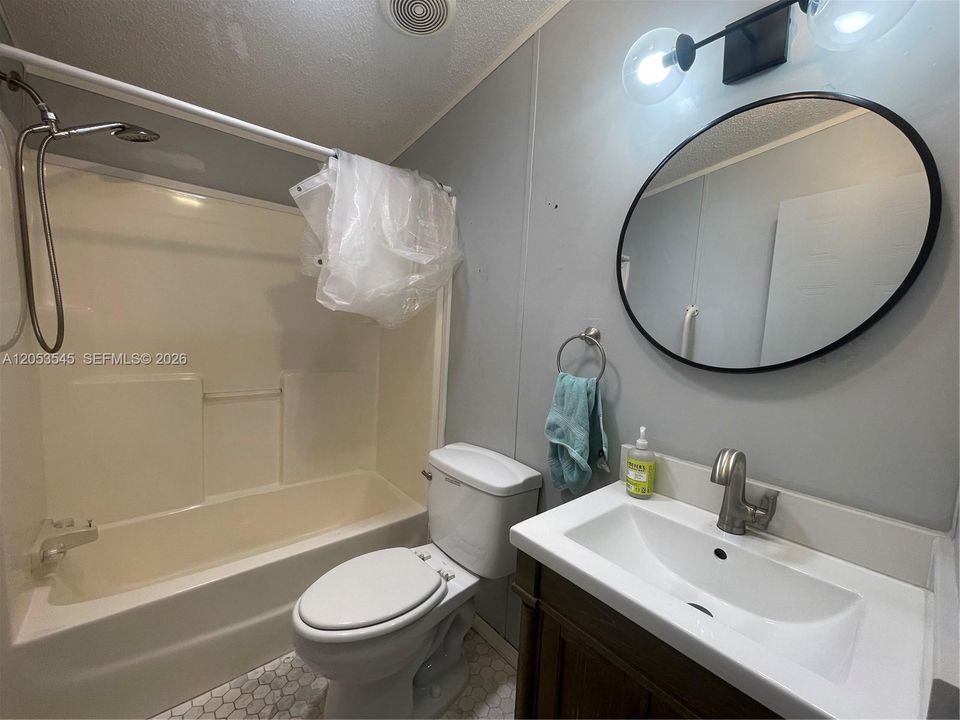 En Venta: $365,000 (2 camas, 2 baños, 1164 Pies cuadrados)
