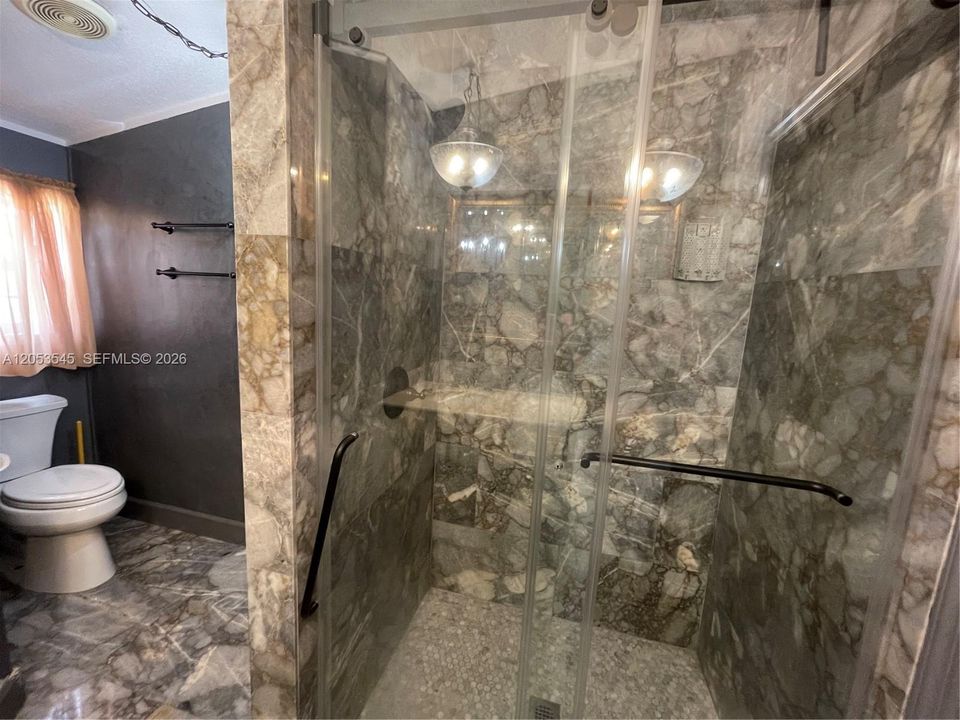 En Venta: $365,000 (2 camas, 2 baños, 1164 Pies cuadrados)