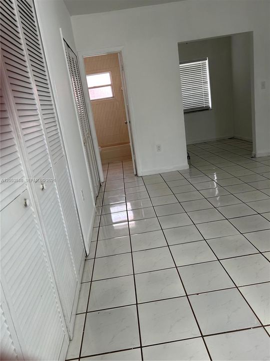 M bedroom