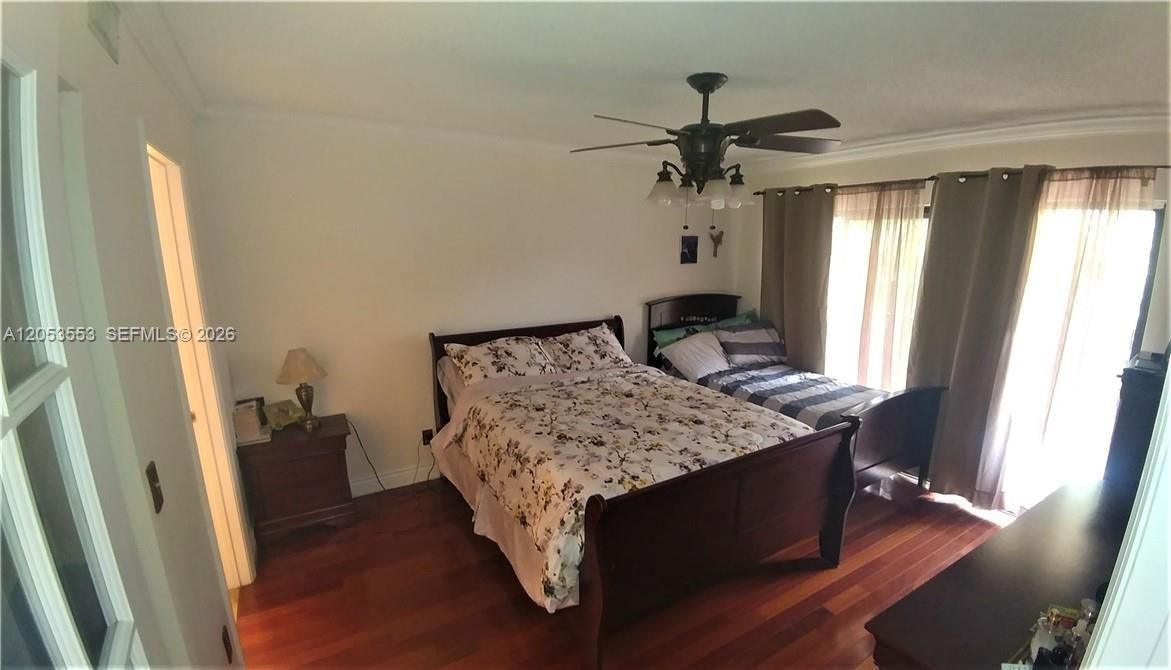 For Sale: $249,000 (3 beds, 2 baths, 1273 Square Feet)