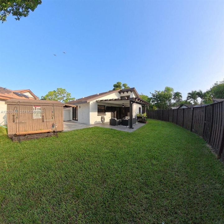 For Sale: $510,000 (2 beds, 2 baths, 1371 Square Feet)
