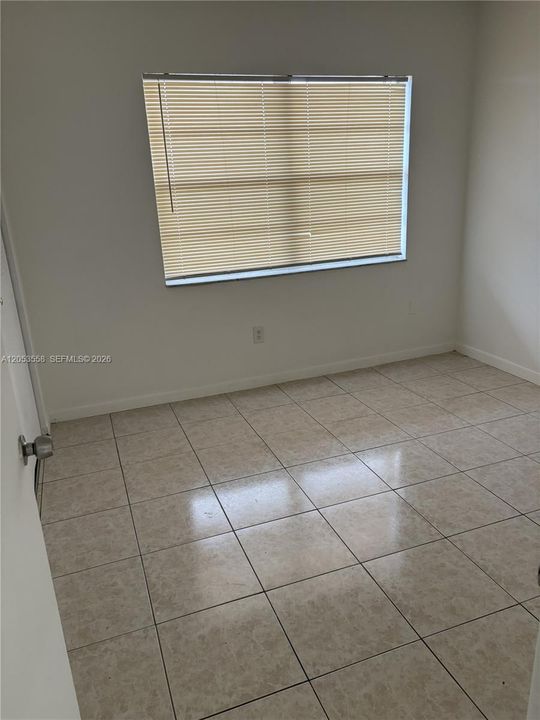 En Renta: $1,850 (2 camas, 2 baños, 840 Pies cuadrados)