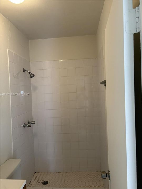 En Renta: $1,850 (2 camas, 2 baños, 840 Pies cuadrados)