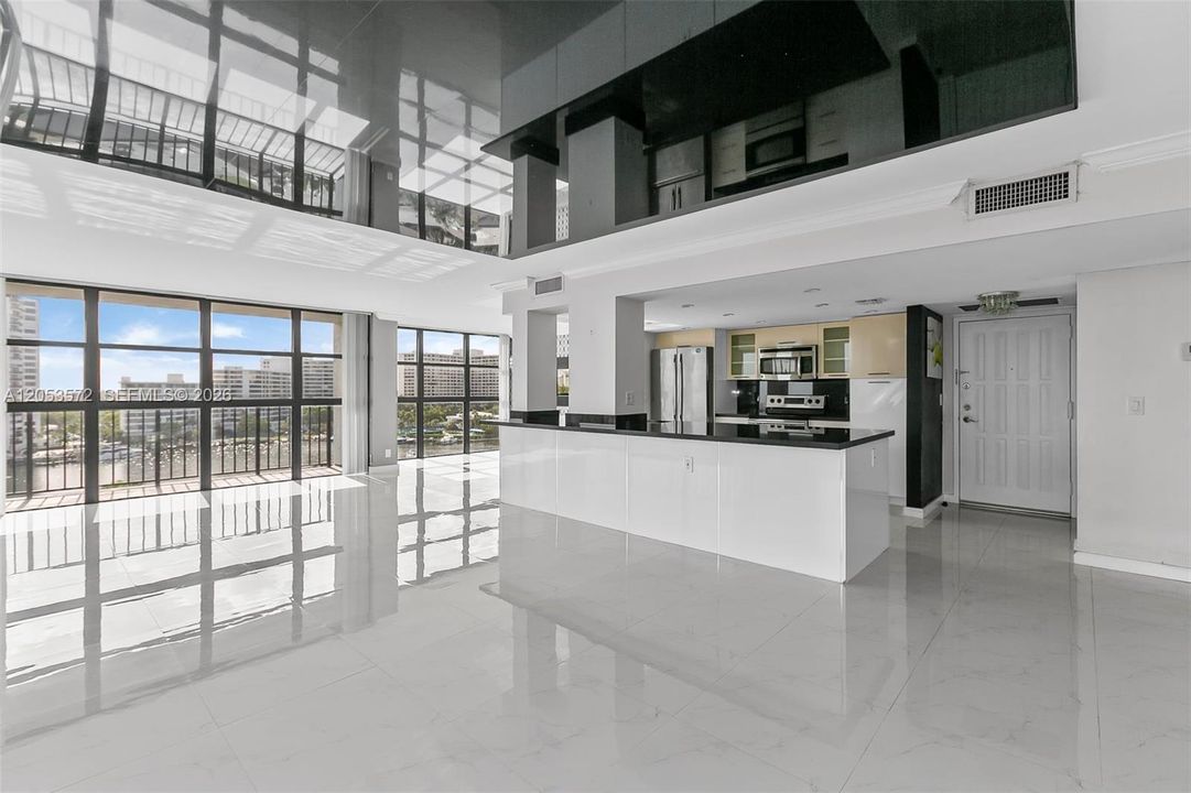 En Venta: $450,000 (2 camas, 2 baños, 1430 Pies cuadrados)