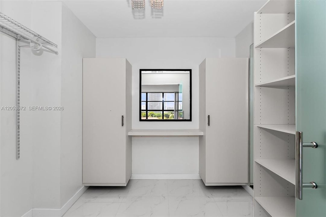 En Venta: $450,000 (2 camas, 2 baños, 1430 Pies cuadrados)