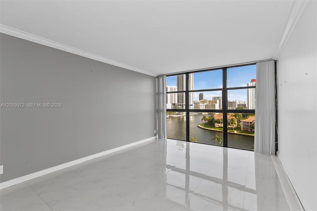 En Venta: $450,000 (2 camas, 2 baños, 1430 Pies cuadrados)