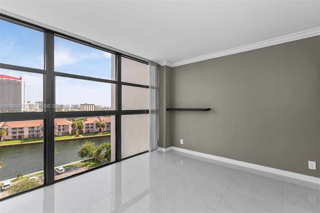 En Venta: $450,000 (2 camas, 2 baños, 1430 Pies cuadrados)