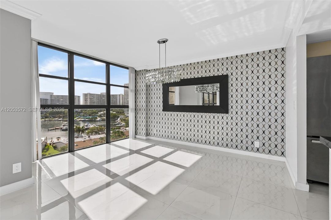 En Venta: $450,000 (2 camas, 2 baños, 1430 Pies cuadrados)