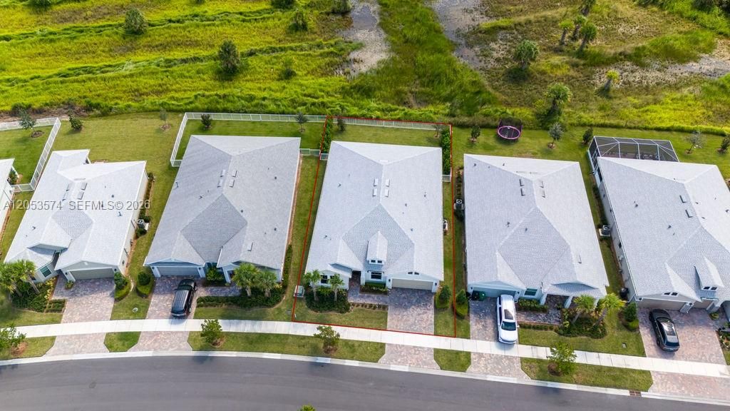En Venta: $669,900 (4 camas, 3 baños, 2855 Pies cuadrados)