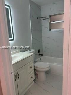 Great, remodeled guest bathroom