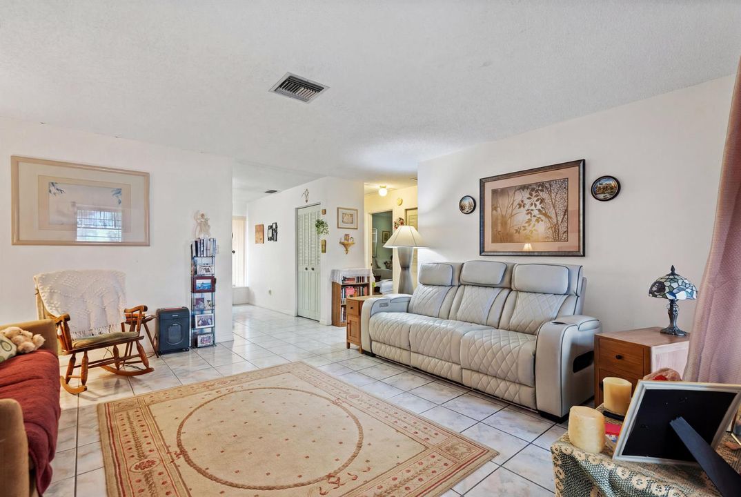 DSC08783_declutter