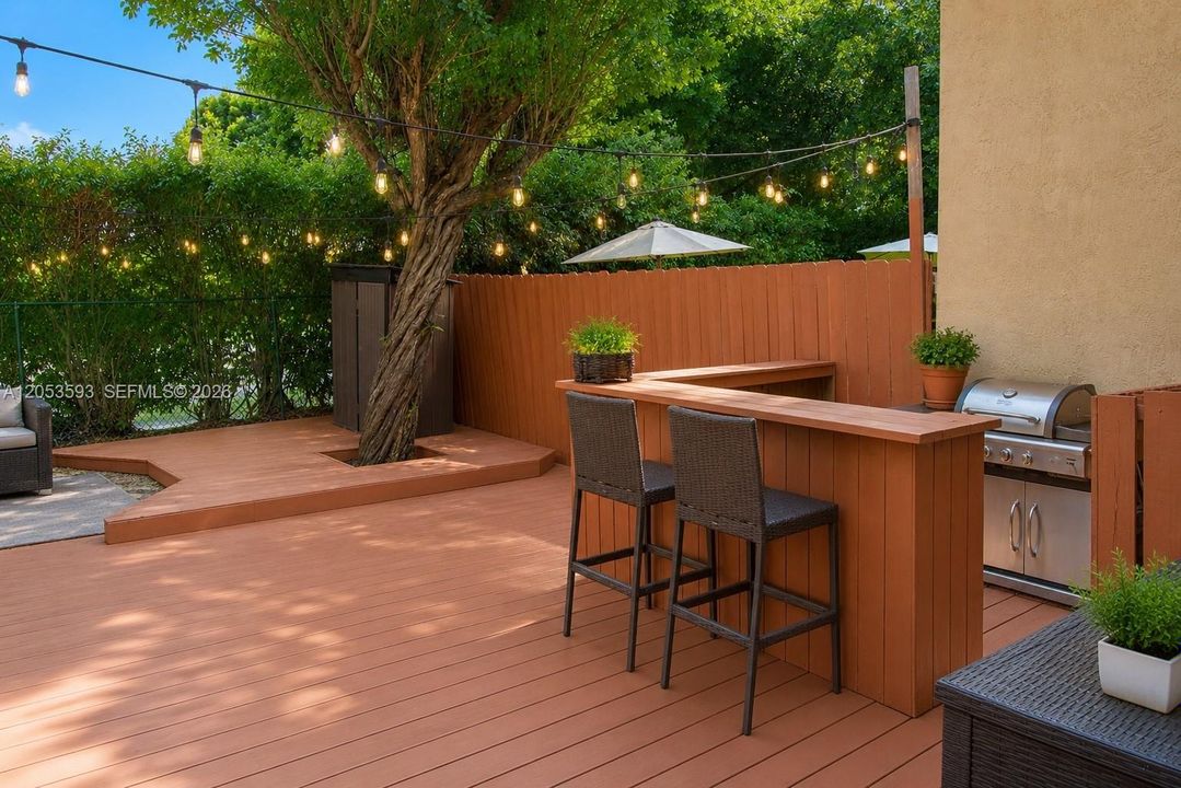 En Venta: $489,900 (3 camas, 2 baños, 1549 Pies cuadrados)