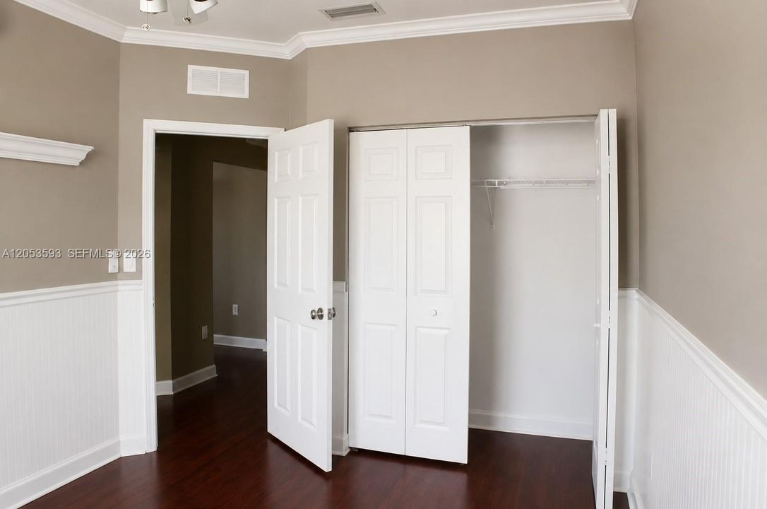En Venta: $489,900 (3 camas, 2 baños, 1549 Pies cuadrados)