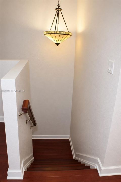 En Venta: $489,900 (3 camas, 2 baños, 1549 Pies cuadrados)