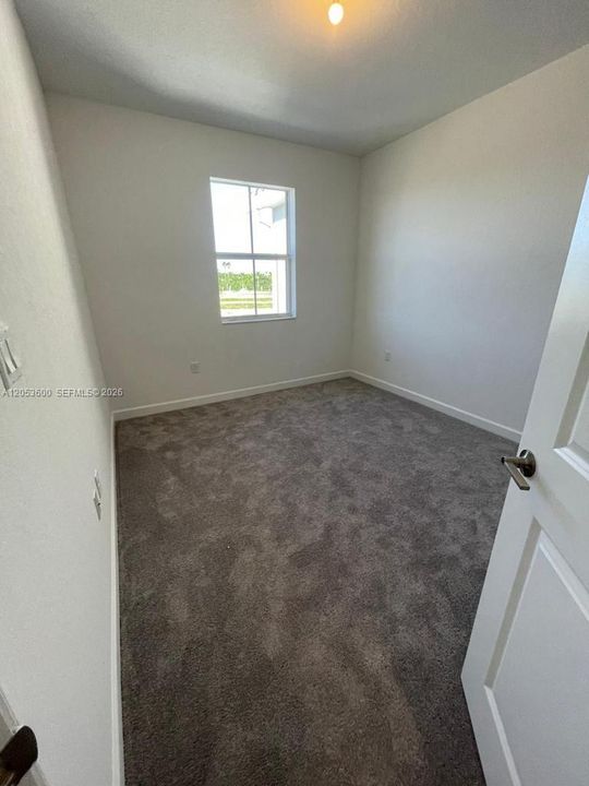 For Rent: $2,550 (3 beds, 2 baths, 1448 Square Feet)