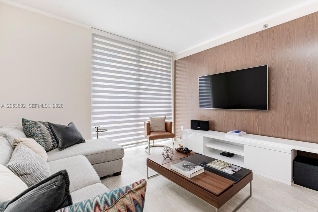 В аренду: $4,295 (2 спален, 2 ванн, 1088 Квадратных фут)