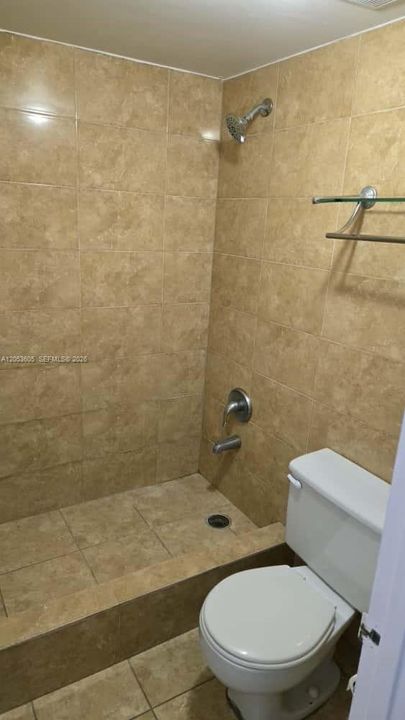 En Venta: $290,000 (2 camas, 2 baños, 896 Pies cuadrados)