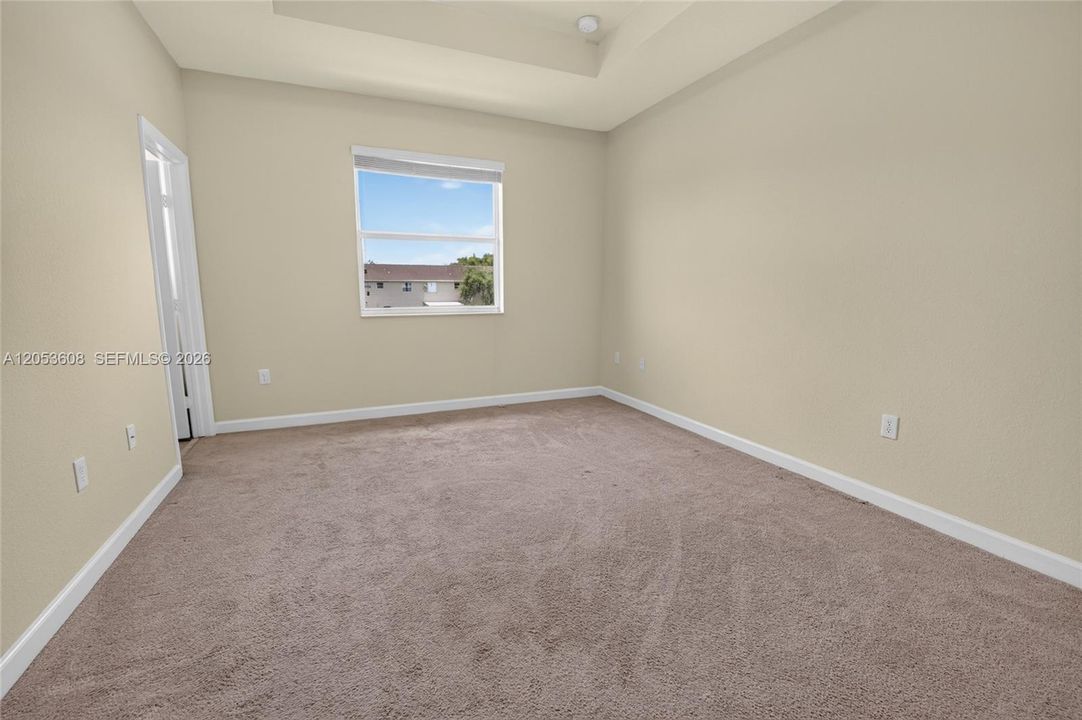 For Sale: $370,000 (2 beds, 2 baths, 1458 Square Feet)