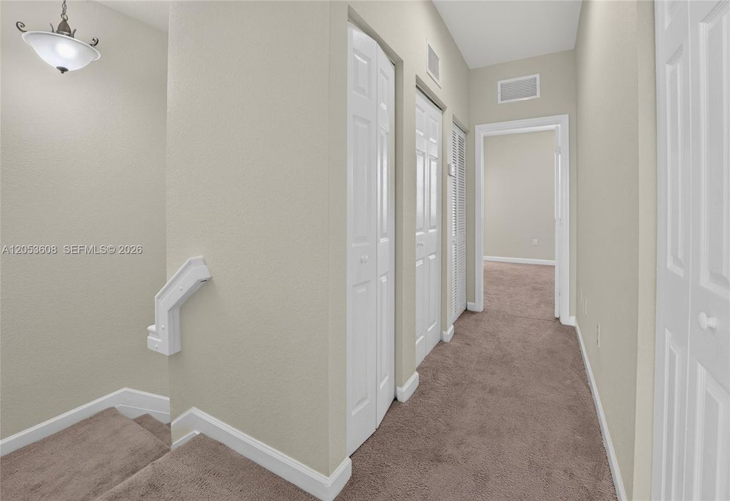 For Sale: $370,000 (2 beds, 2 baths, 1458 Square Feet)