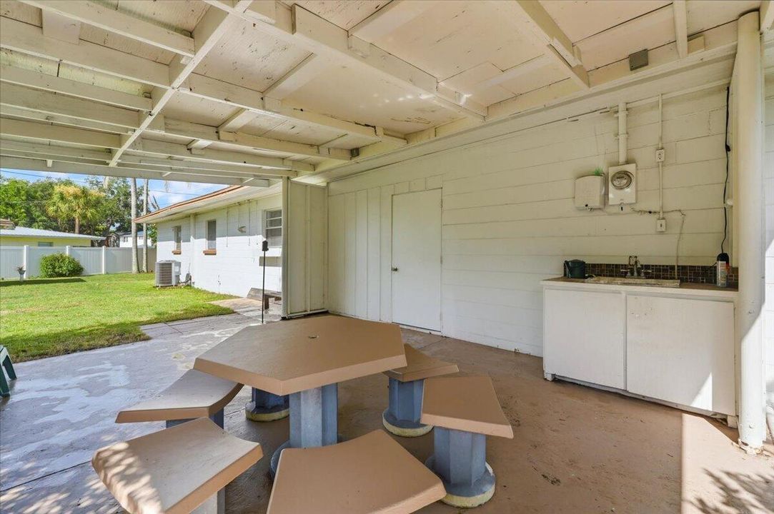 44-Porch