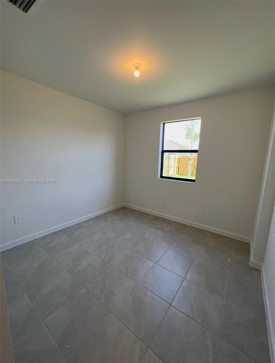 For Sale: $670,000 (5 beds, 3 baths, 2640 Square Feet)