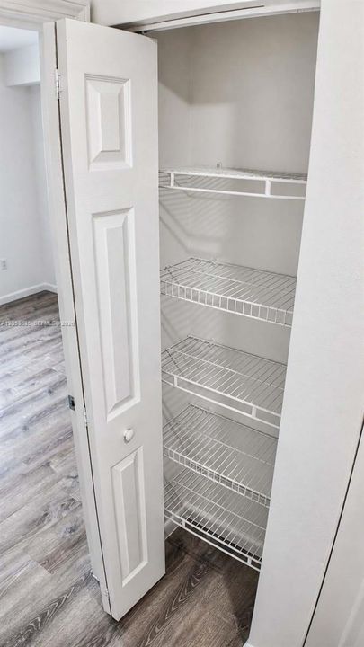 Active With Contract: $2,100 (2 beds, 2 baths, 809 Square Feet)