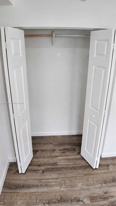 Active With Contract: $2,100 (2 beds, 2 baths, 809 Square Feet)