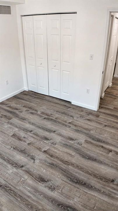 Active With Contract: $2,100 (2 beds, 2 baths, 809 Square Feet)