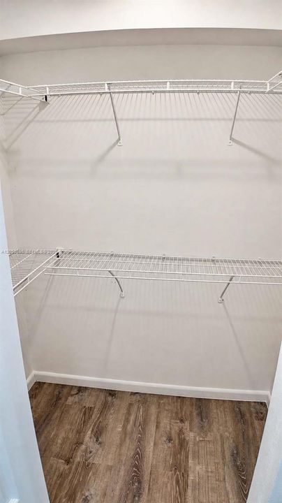 Active With Contract: $2,100 (2 beds, 2 baths, 809 Square Feet)