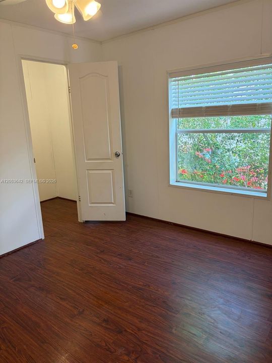 En Renta: $2,550 (3 camas, 2 baños, 1566 Pies cuadrados)