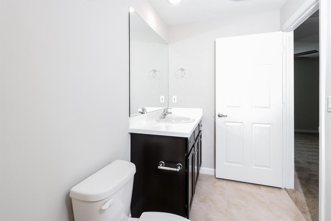 1010103.1037 SW SUDDER AVE - Bathroom_1
