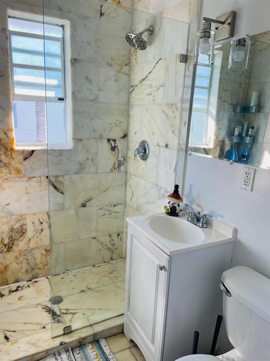В аренду: $1,800 (1 спален, 1 ванн, 446 Квадратных фут)
